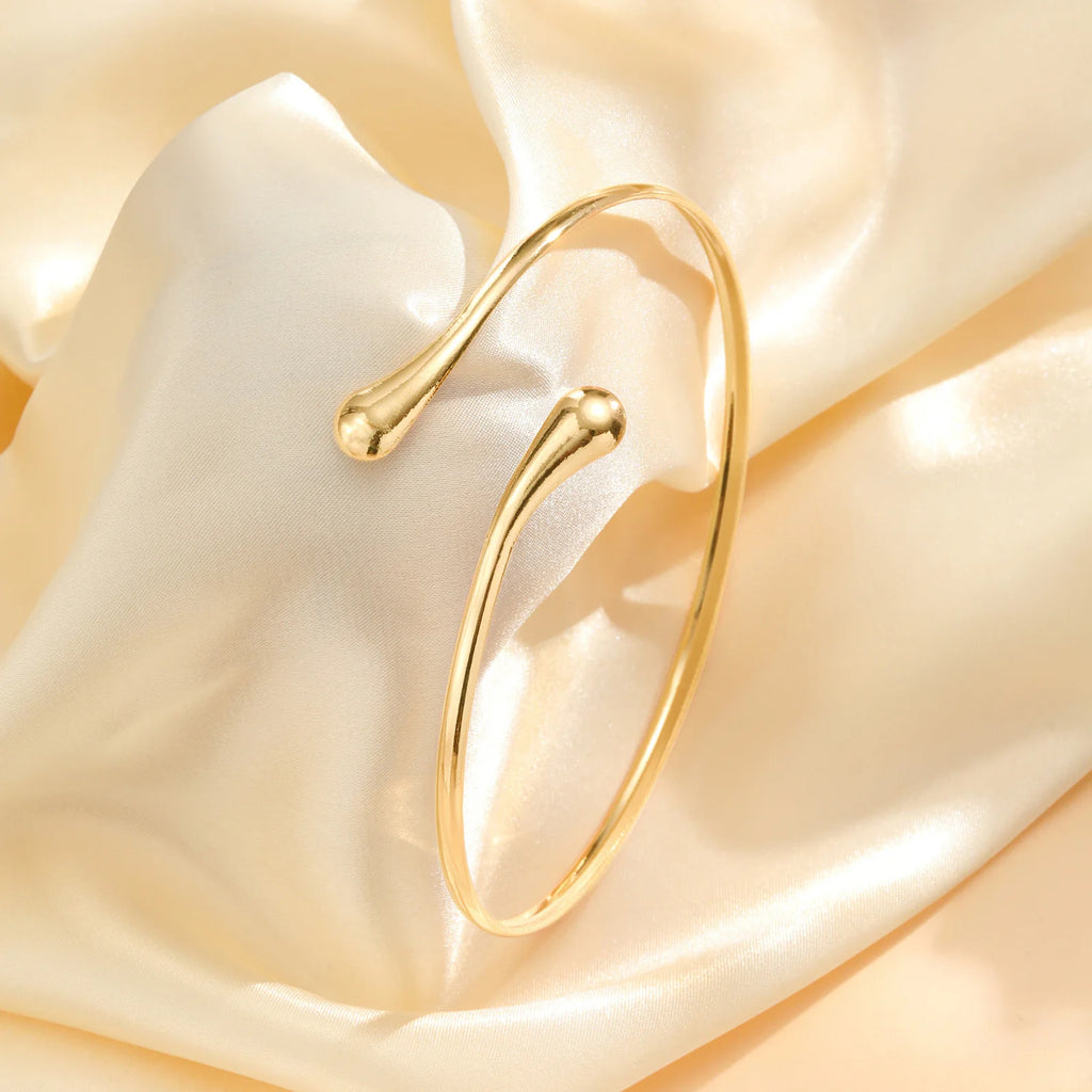 Astra Armlet