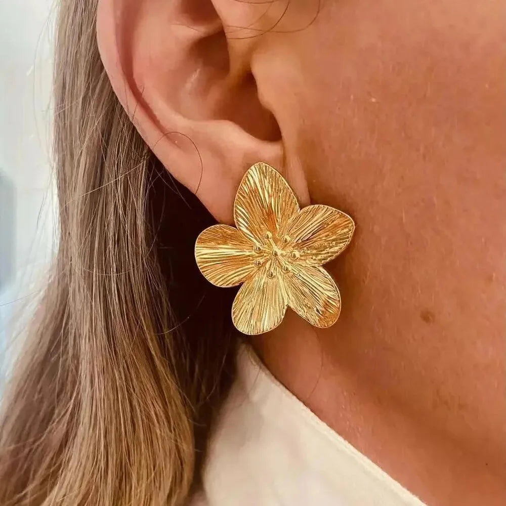 Flora Studs