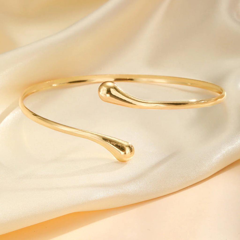 Astra Armlet