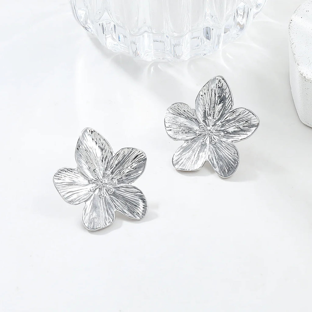 Flora Studs